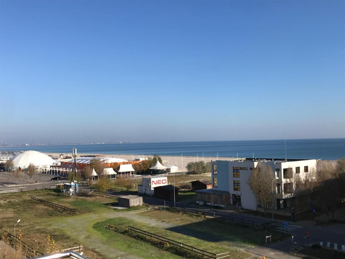 Apartament Summerland Mamaia Nord Exterior foto